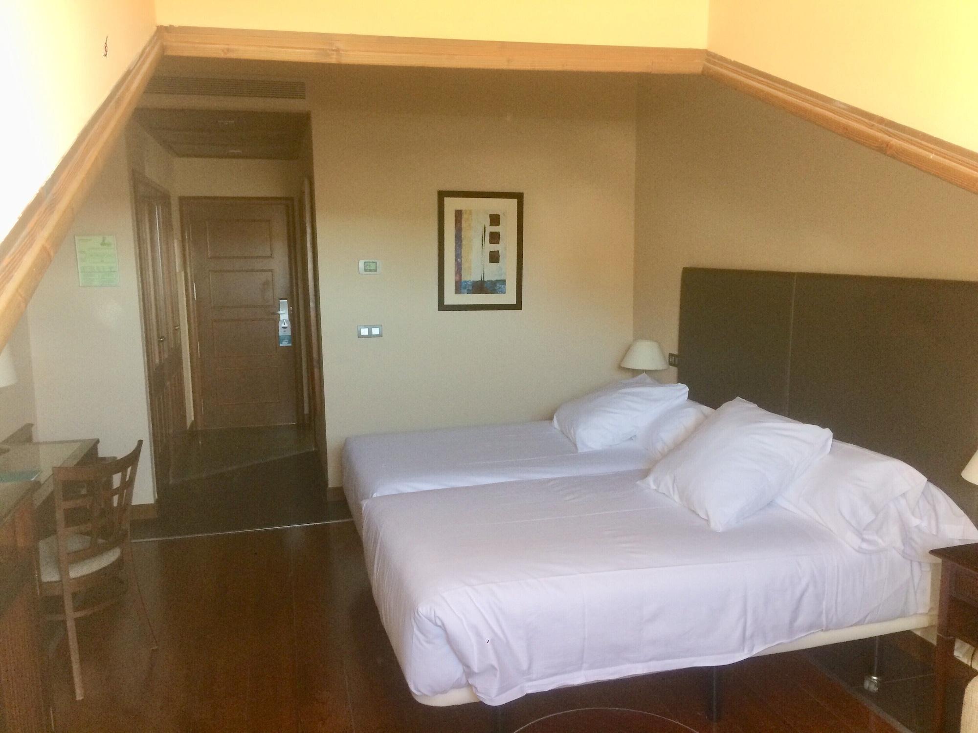 Hotel & Spa Real Badaguas Jaca Екстер'єр фото