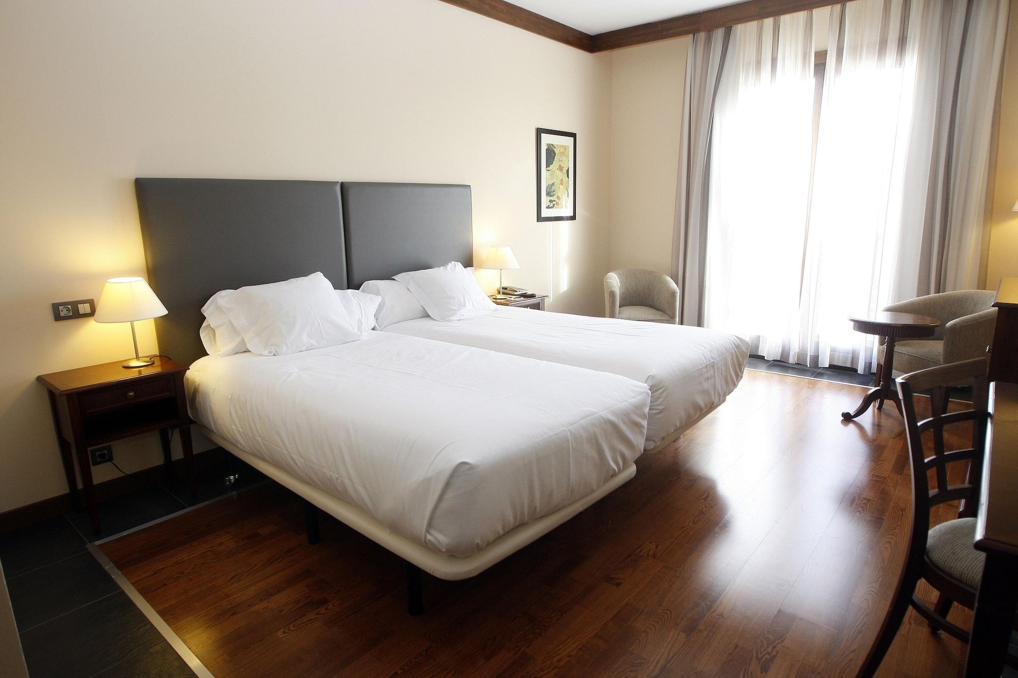 Hotel & Spa Real Badaguas Jaca Екстер'єр фото